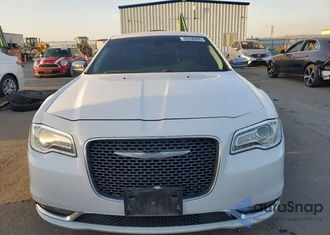 2016 Chrysler 300C z USA, uszkodzony, nr VIN 2C3CCAEG5GH128406